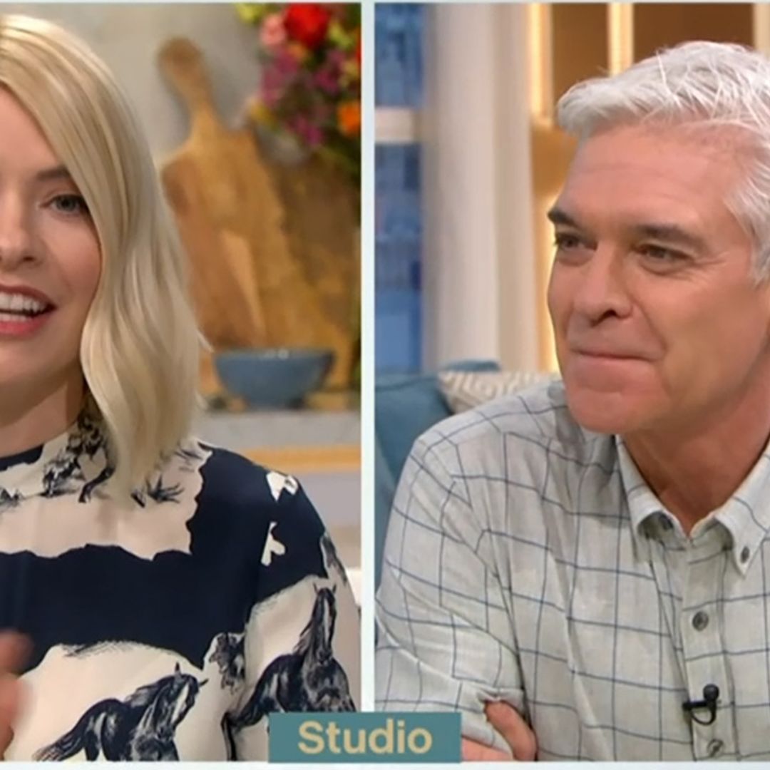 Viewers confused about Holly Willoughby's bizarre behaviour on This Morning