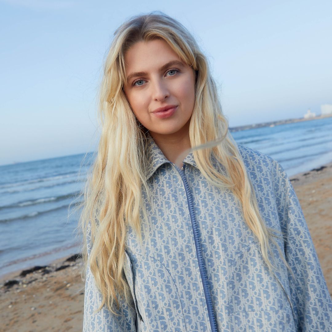 Exclusive: Anaïs Gallagher is stepping into her own Britpop summer "I’ve grown up with a dad that I see one way but everyone else sees another way"