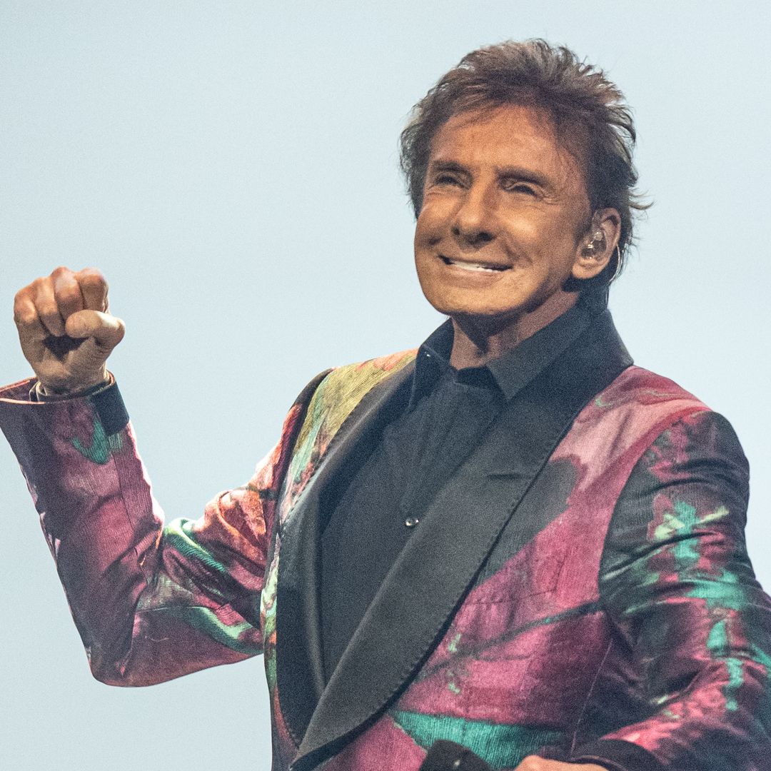 Barry Manilow teases major comeback after 'agony' of lung cancer recovery