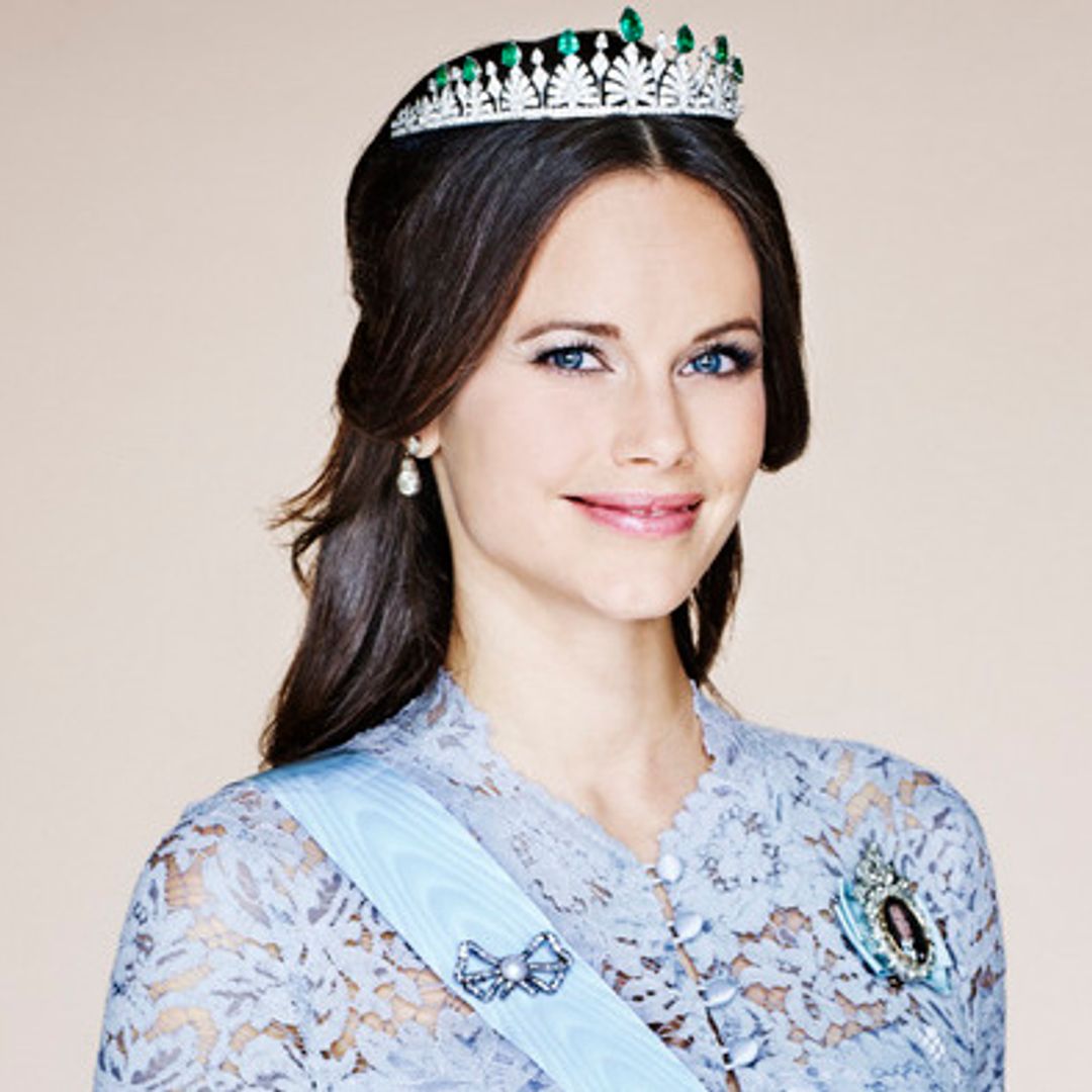 Sweden's Princess Sofia stuns in lace for new official portrait