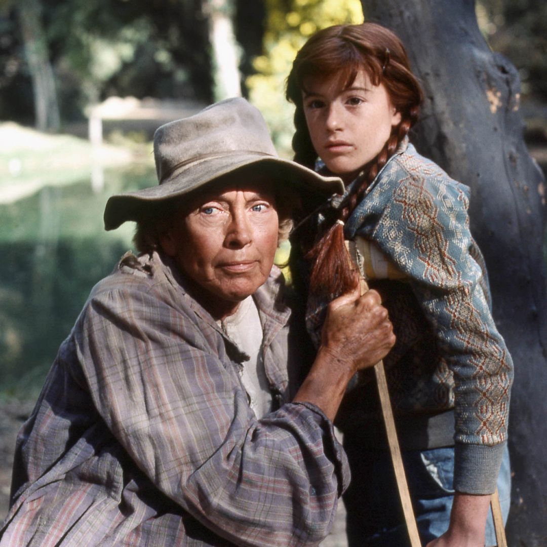 Virginia Gregg as Ada Corley and Kami Cotler as Elizabeth Walton in the episode 'The Ordeal', in the CBS television series "The Waltons," December 1, 1977