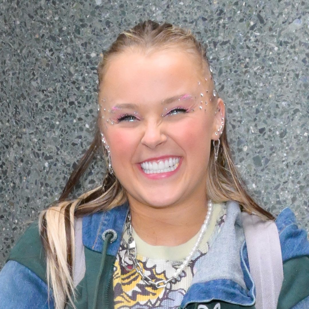 JoJo Siwa shocks fans with dramatic transformation