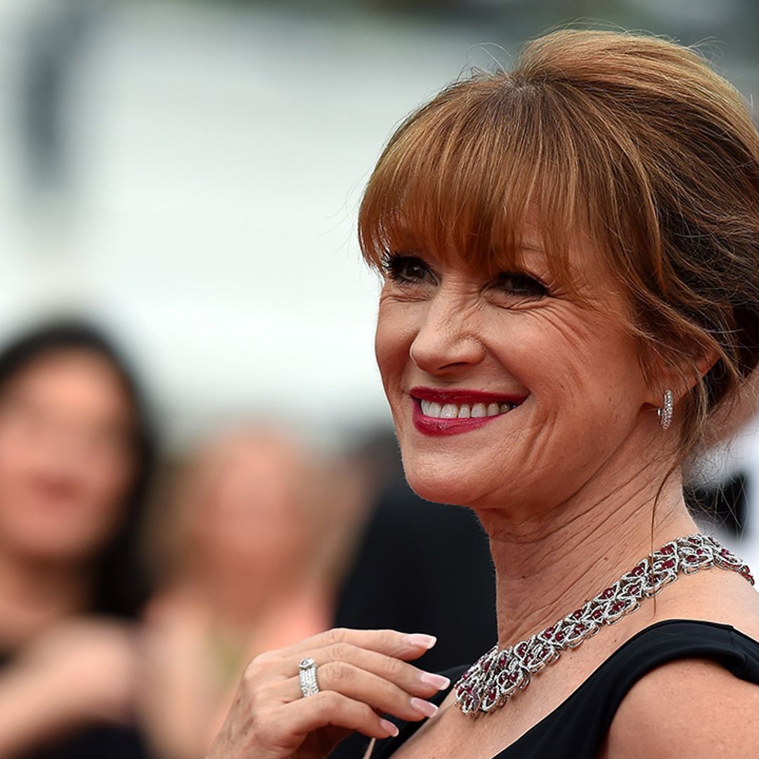 Jane Seymour shares rare family photo with lookalike daughter