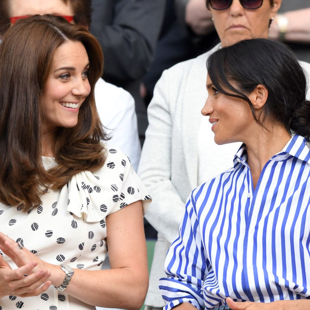 Duchesses Kate and Meghan have exactly the same handbag trick