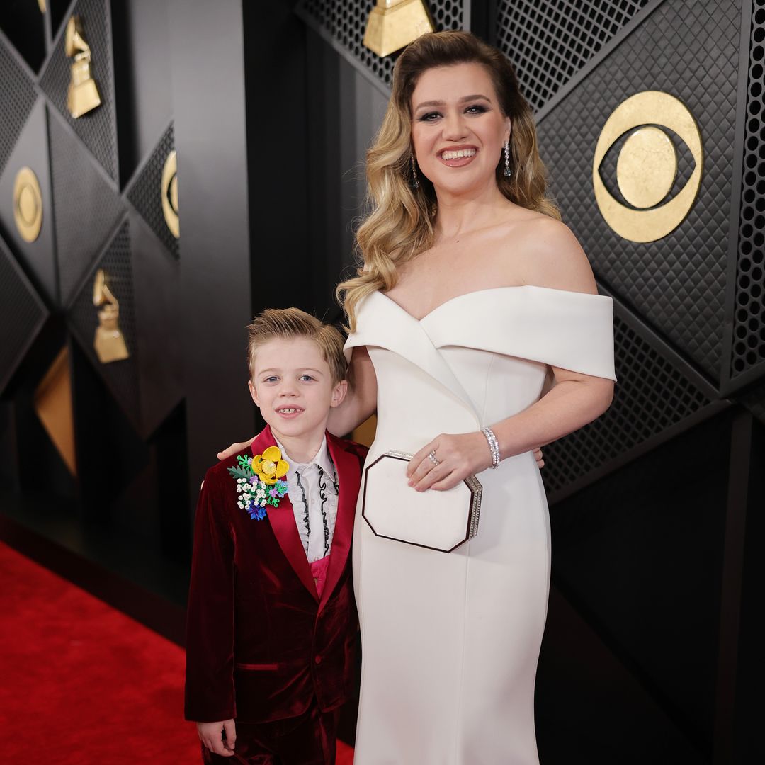 Kelly Clarkson's son Remy, 8, blows fans away with incredible singing voice