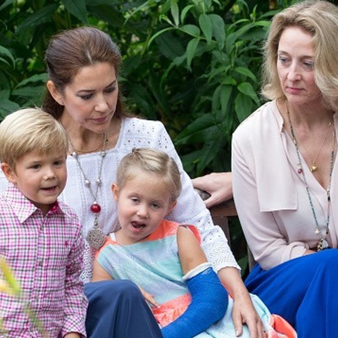 Princess Mary poses with Danish royal family in new vacation pictures