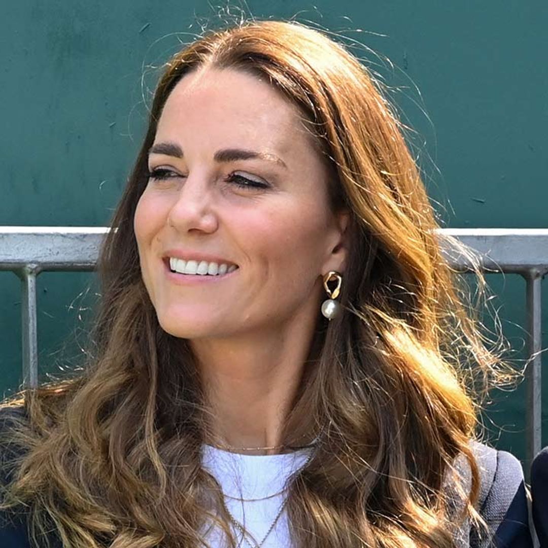 Kate Middleton surprises at Wimbledon in dreamy retro polka dots & a new Mulberry handbag