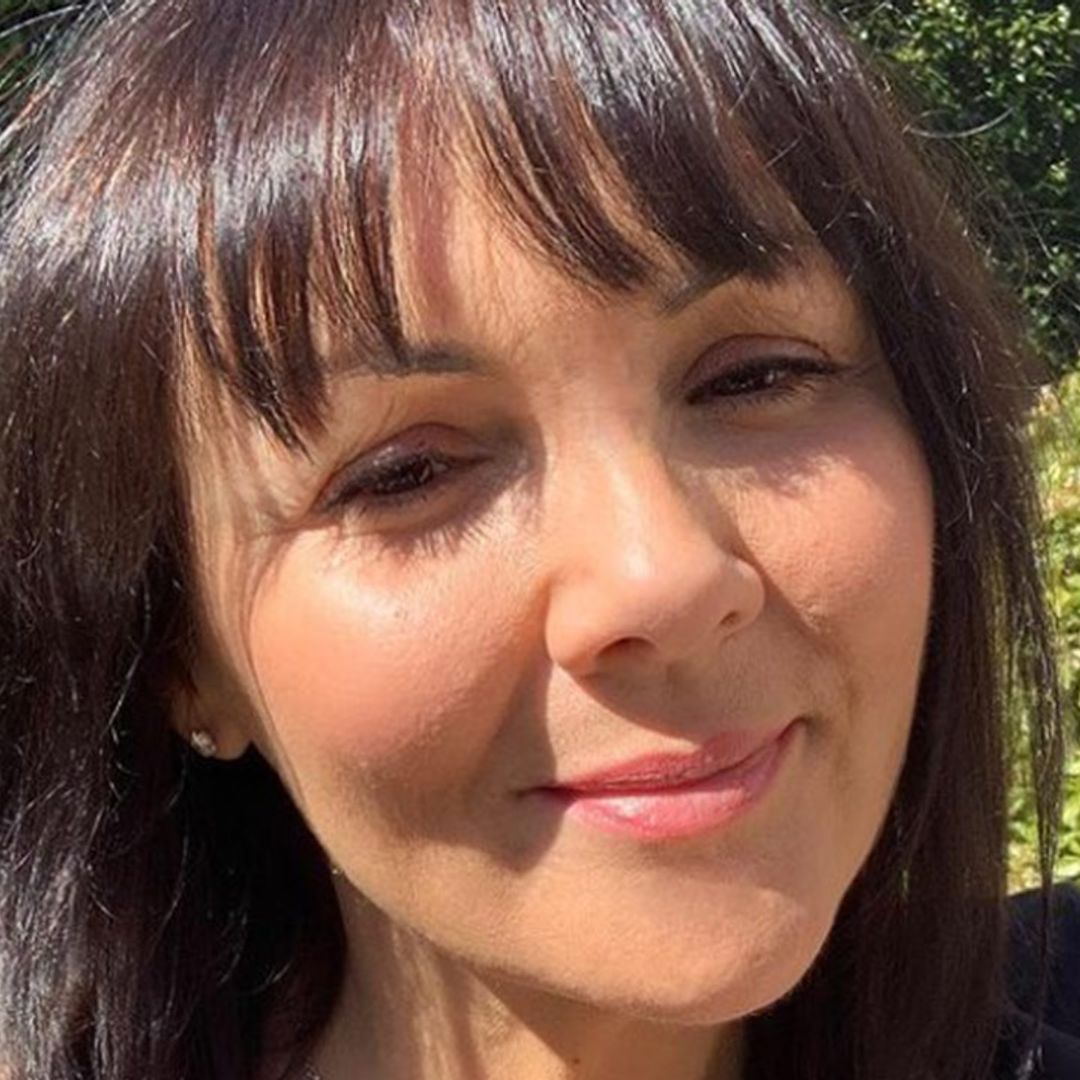 Martine McCutcheon stuns fans with endless legs in swimsuit photo