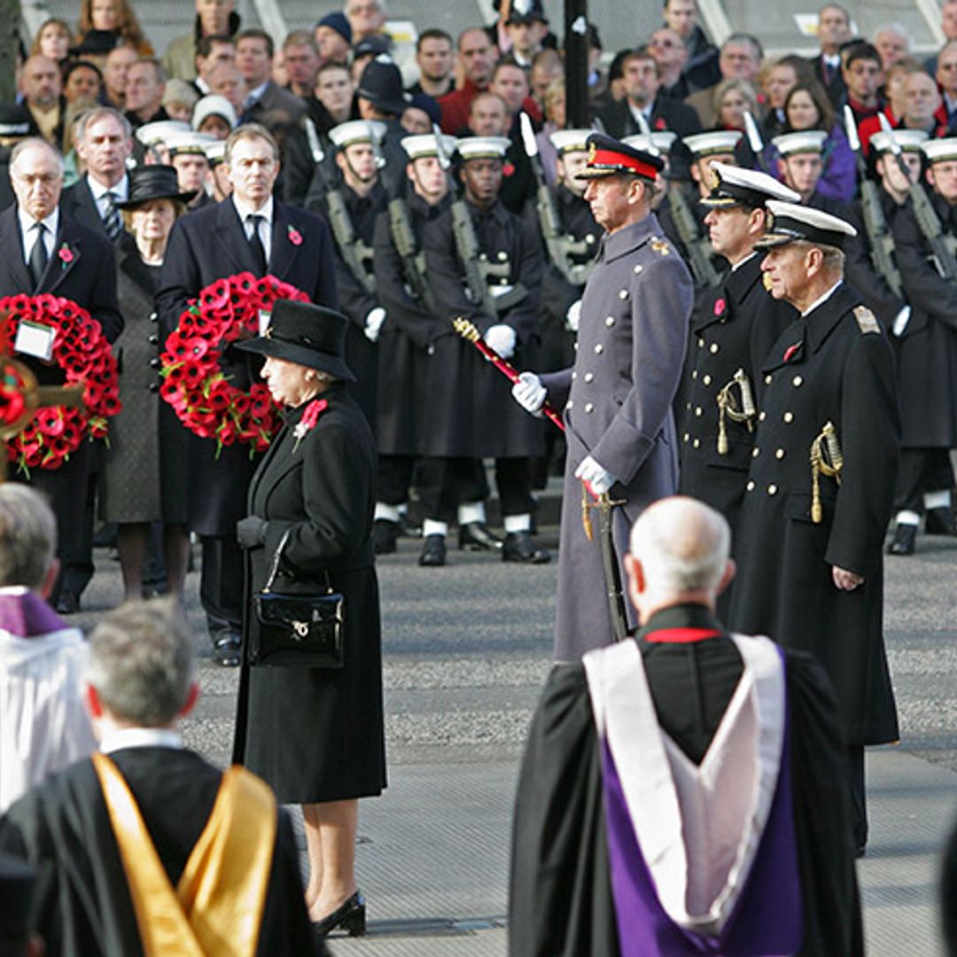 The Queen to use lighter wreath on Remembrance Sunday to account for advanced years