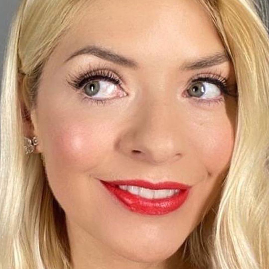 Holly Willoughby's daring red gown sends Dancing on Ice viewers wild