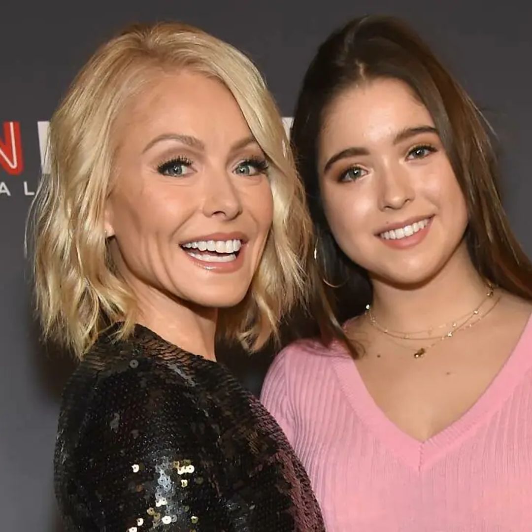 Kelly Ripa's daughter Lola shares fresh-faced new selfies after dropping major update