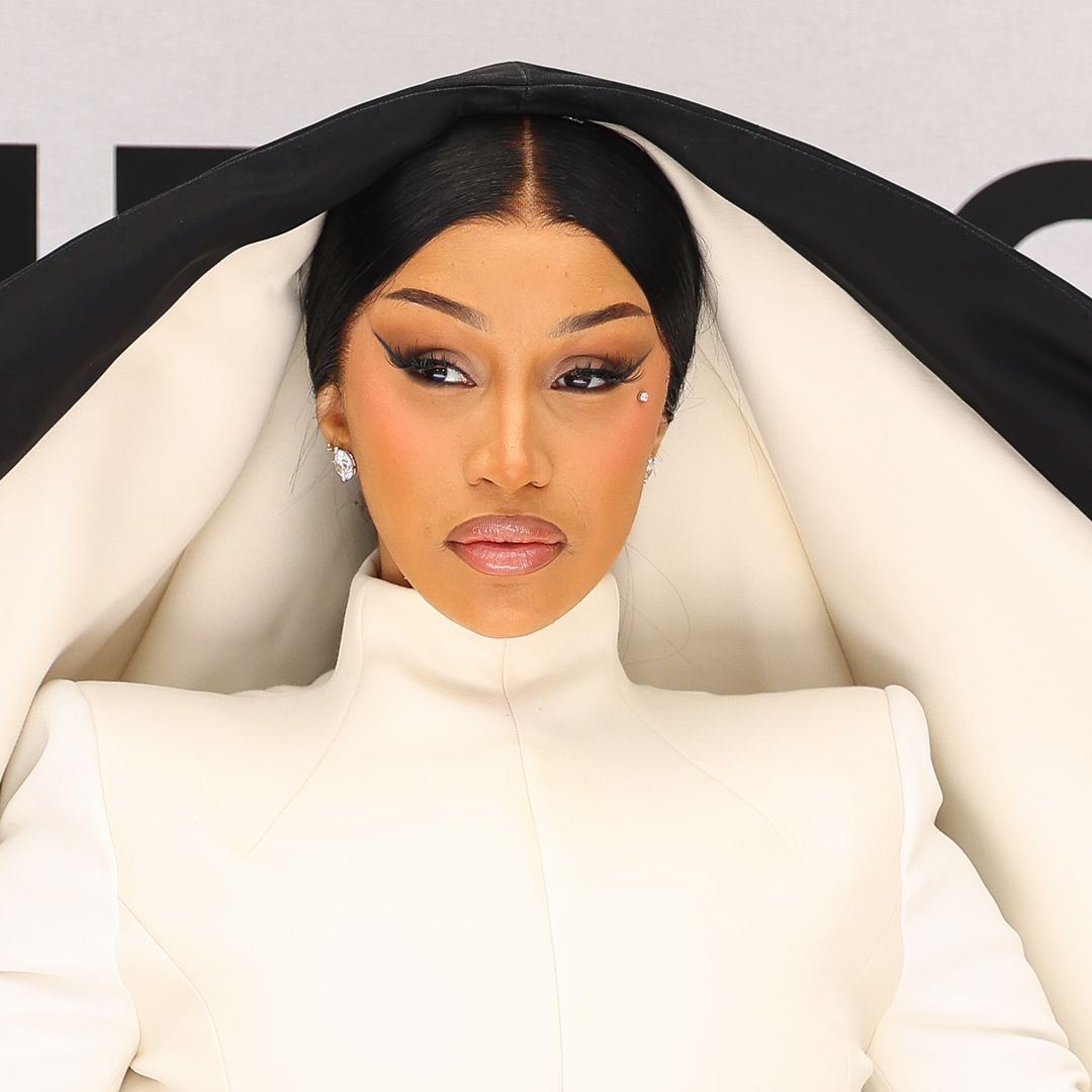 Why are Nicki Minaj and Cardi B arguing? 