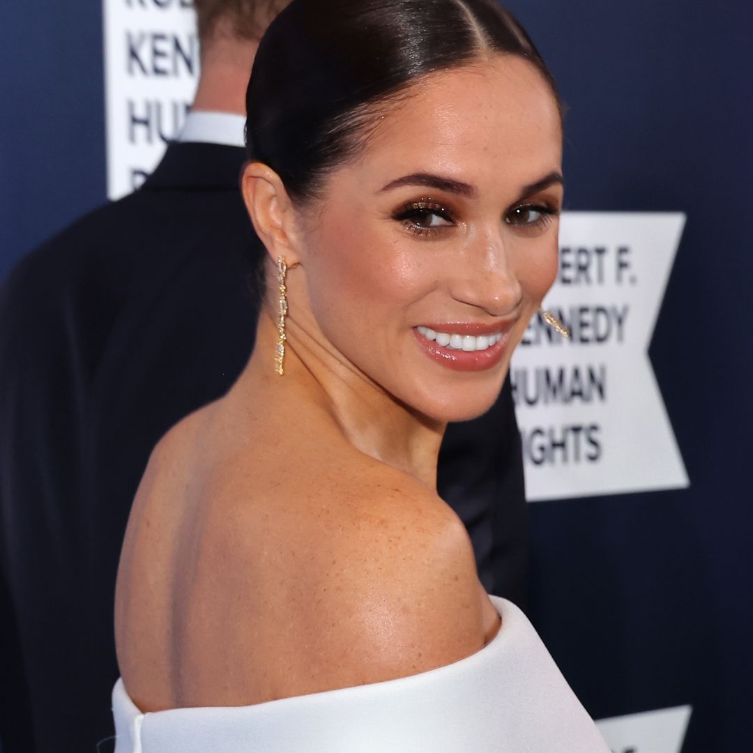 I still remember Meghan Markle's striped birthday dress & can't believe there's one just like it at H&M