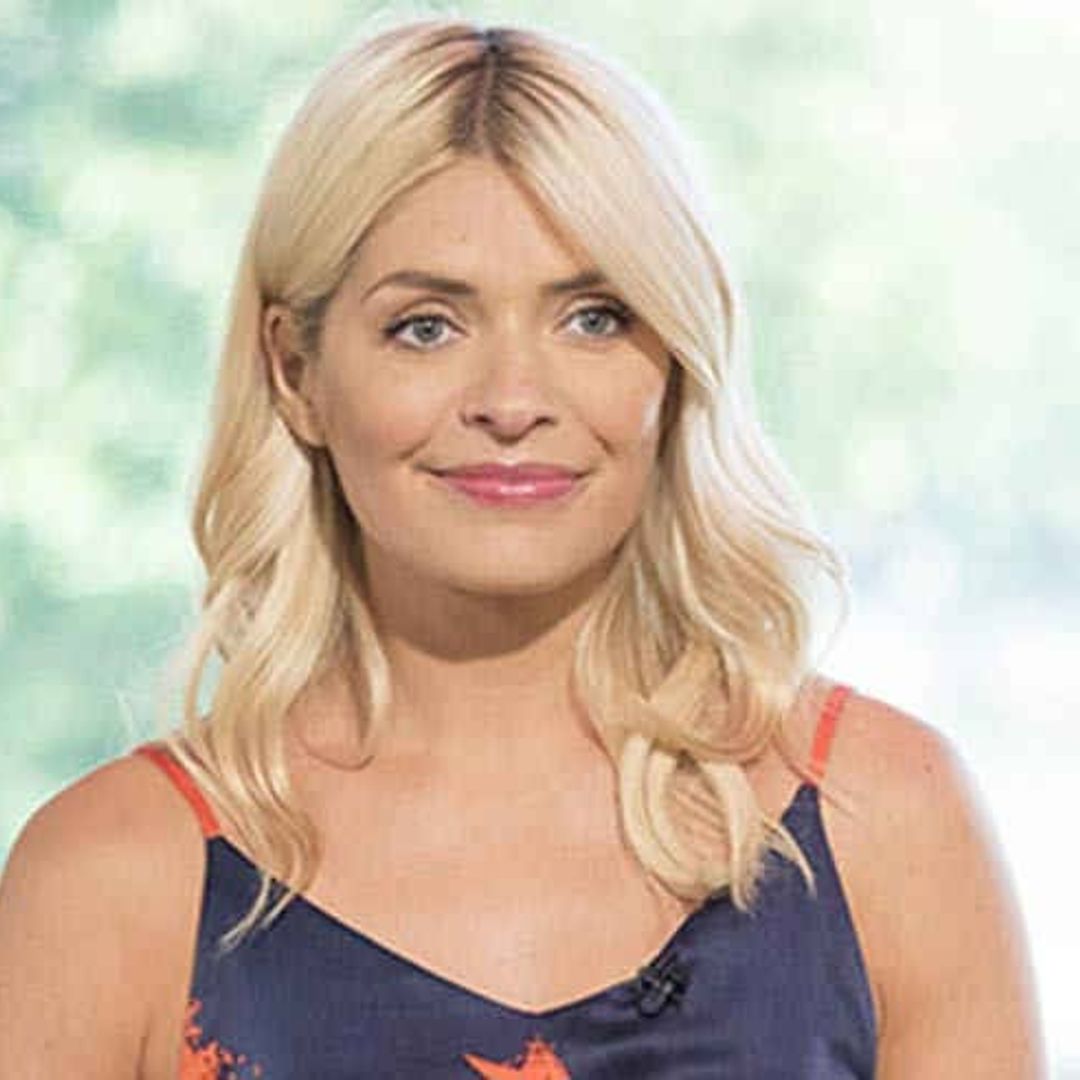 Holly Willoughby dons £79 Massimo Dutti dress for return to This Morning