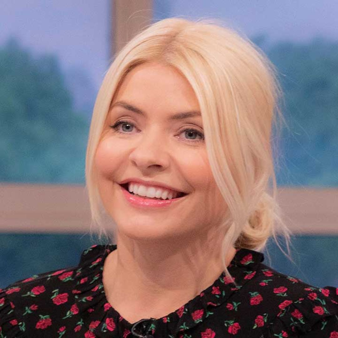 Holly Willoughby looks so beautiful with daring new look