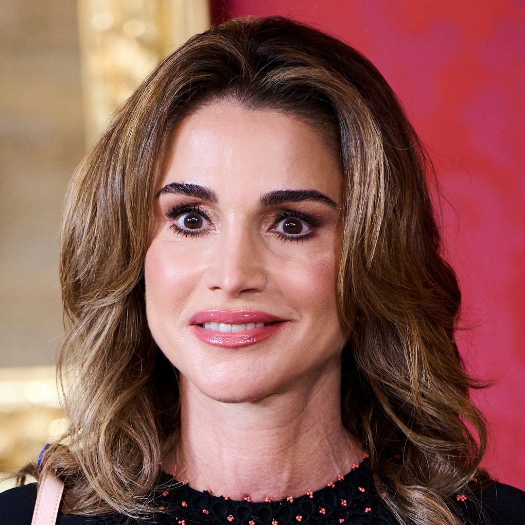 Queen Rania debuts 'striking' Armani gown with a twist at Jeff Bezos' wedding ceremony