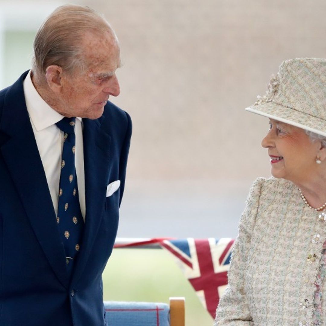 Queen Elizabeth and Prince Philip share gorgeous 70th wedding anniversary portrait
