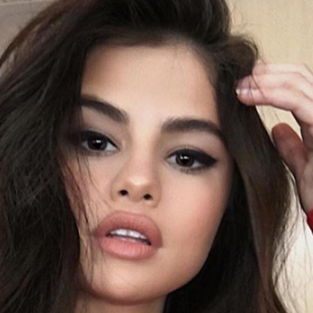 Selena Gomez debuts new shorter hairstyle on set of 'secret project'