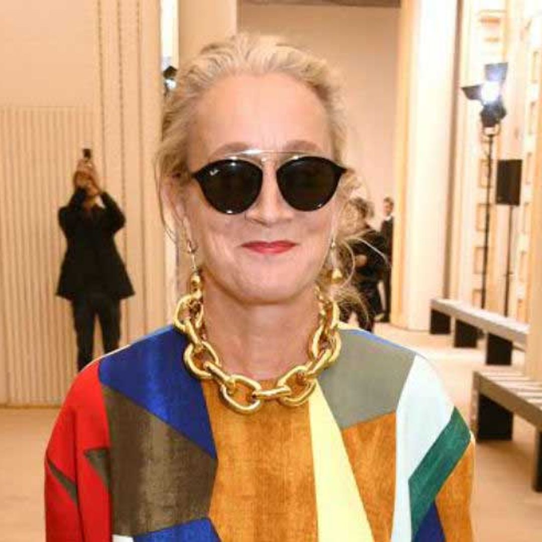 Vogue magazine's fashion director, Lucinda Chambers, is stepping down
