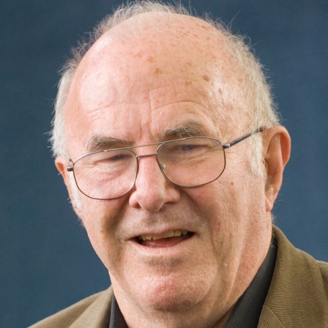 Clive James dies at 80