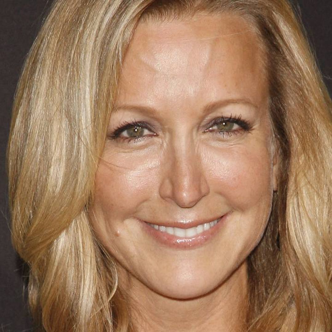 Lara Spencer looks sensational in stylish outfit in new festive photo