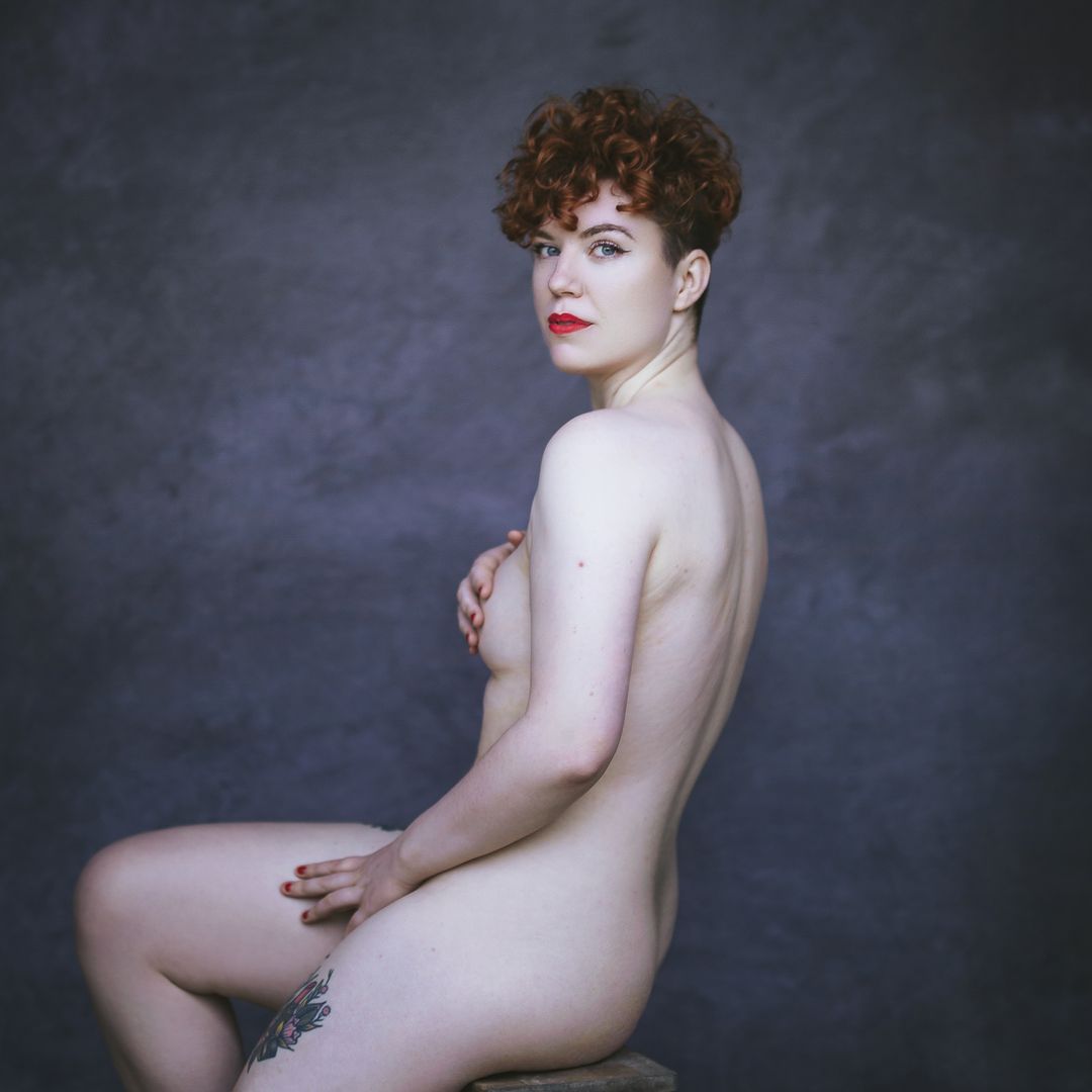 A naked photoshoot taught me to love my chronically ill body