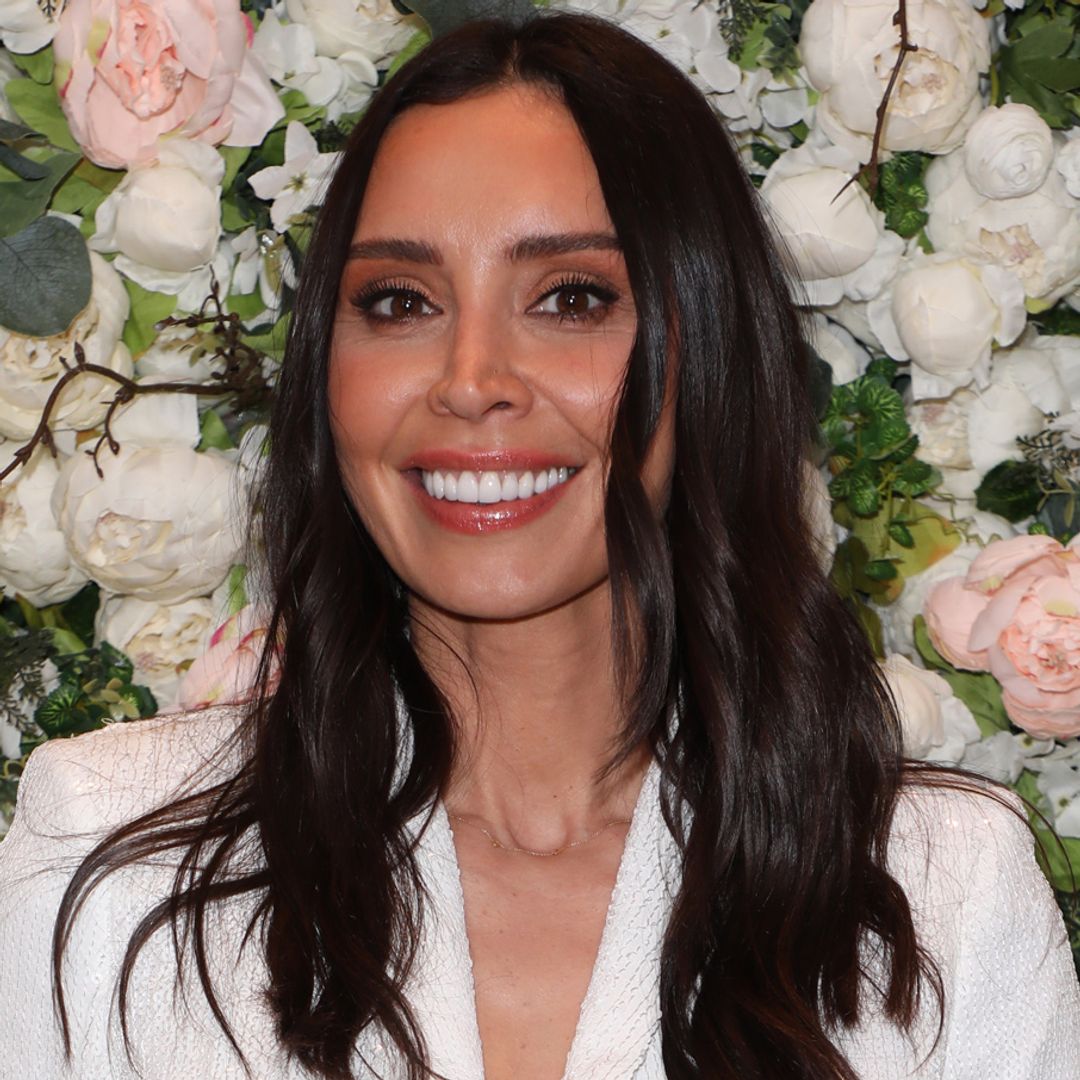 Christine Lampard amazes in flattering fitted trousers in the boldest colour