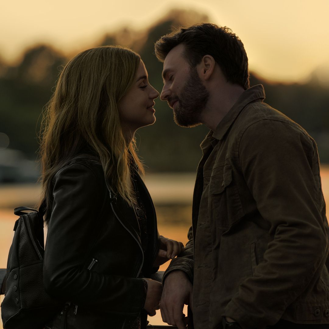 Ghosted: fans are saying same thing about this detail in Chris Evans and Ana de Armas' new film