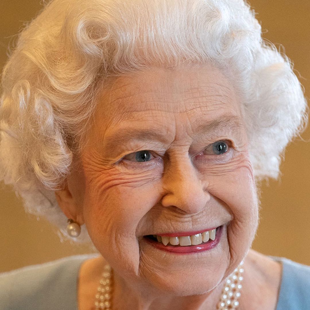 The Queen pictured for the first time since COVID-19 isolation