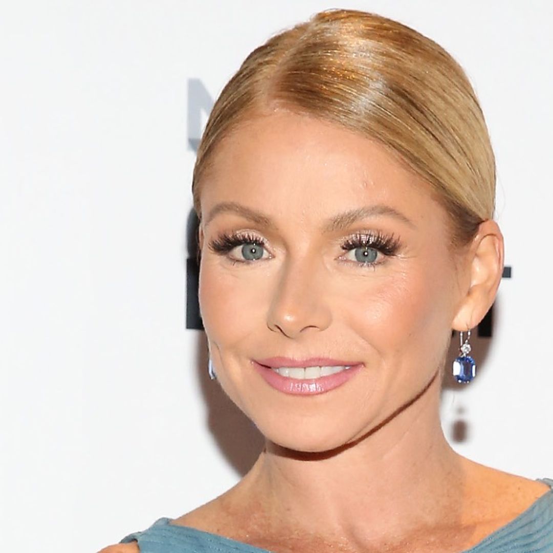 Kelly Ripa shares show-stopping swimsuit selfie from family holiday