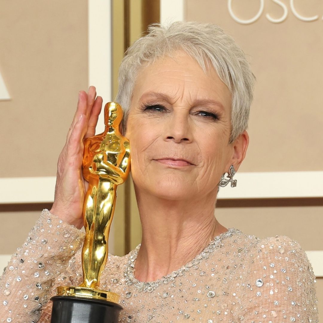Jamie Lee Curtis takes home long-awaited Oscar in triumphant moment