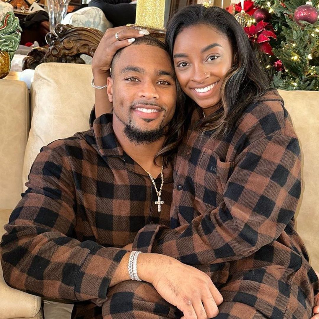 Simone Biles says 'I do' as she marries NFL star Jonathan Owens in stunning bridal gown