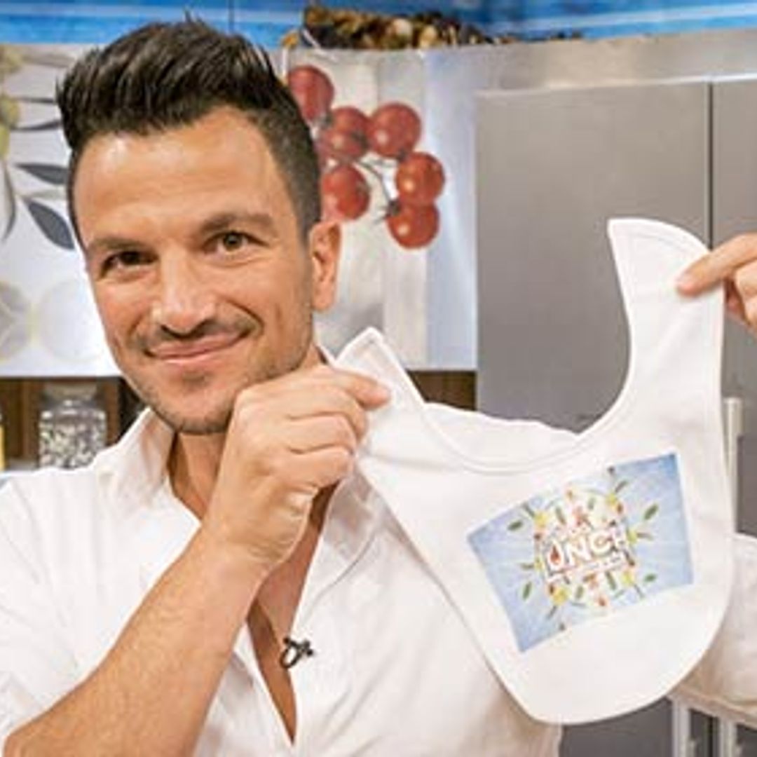 Peter Andre accepts cute culinary gift for daughter Amelia on Let's Do Lunch
