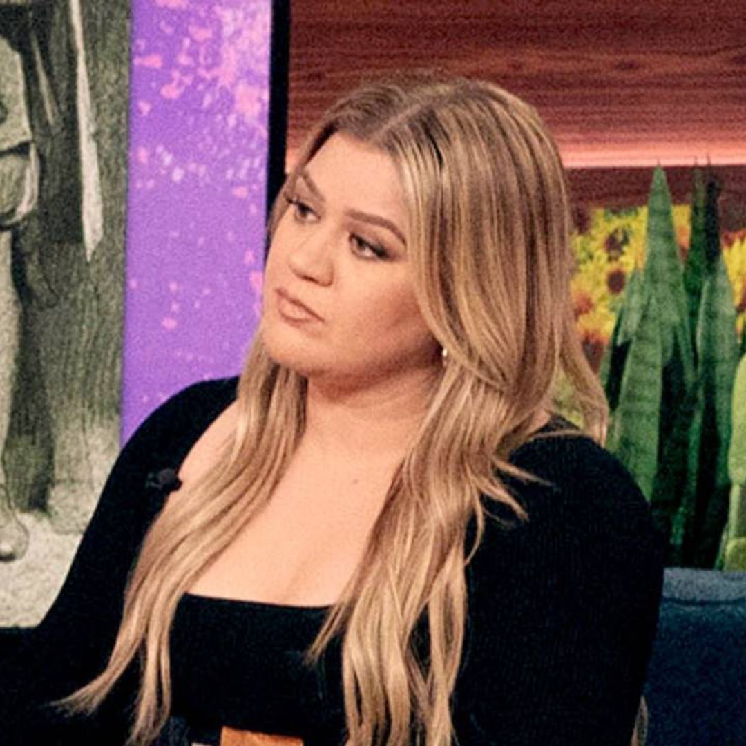 Kelly Clarkson recalls having 'horrible pregnancies' with two children