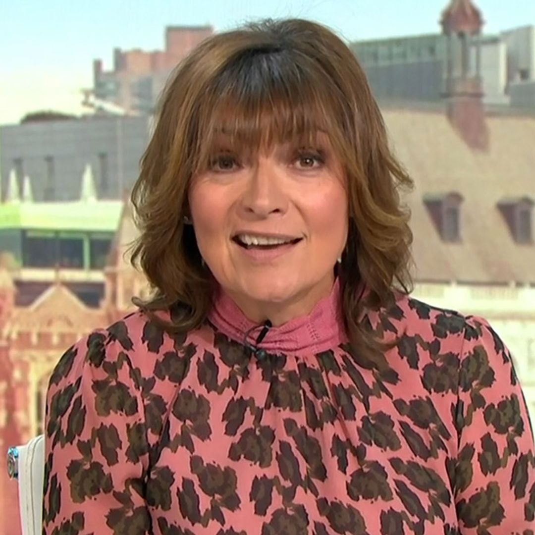 Lorraine Kelly looks unrecognisable in early reporting days - see video