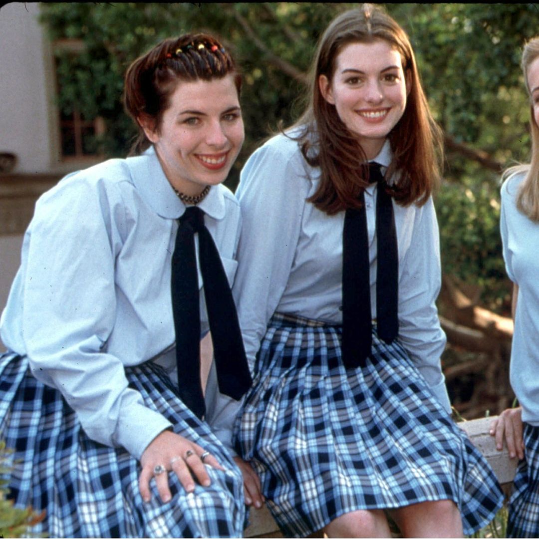 Anne Hathaway, Heather Matarazzo and Mandy Moore in The Princess Diaries