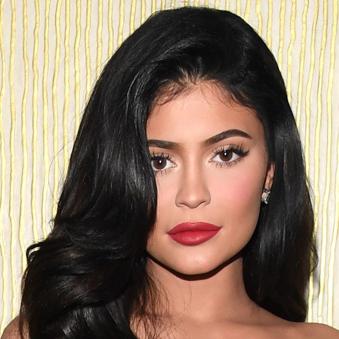 Kylie Jenner shows off bright pink hair and it looks exactly like cotton candy