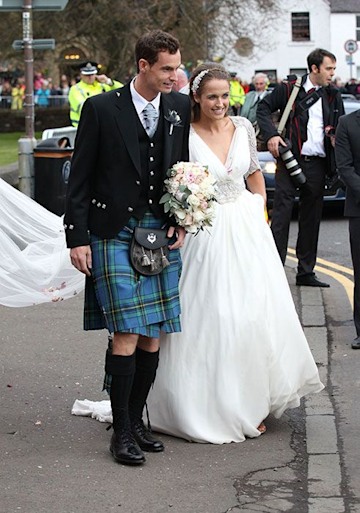 Kim Sears' stunning wedding dress revealed | HELLO!