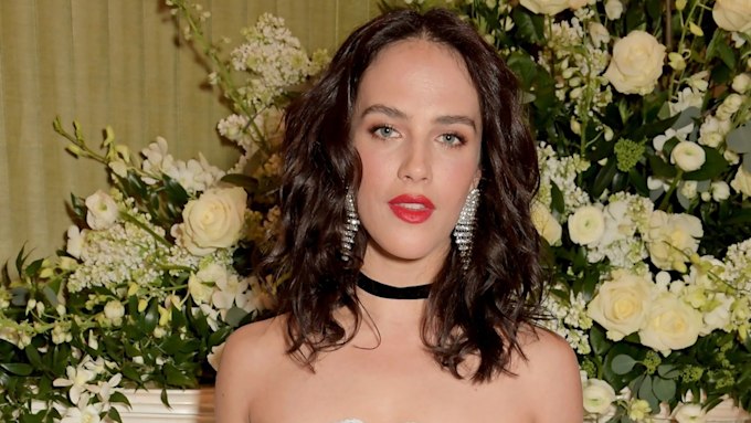 Downton Abbeys Jessica Brown Findlay Marries In Secret Ceremony Hello 