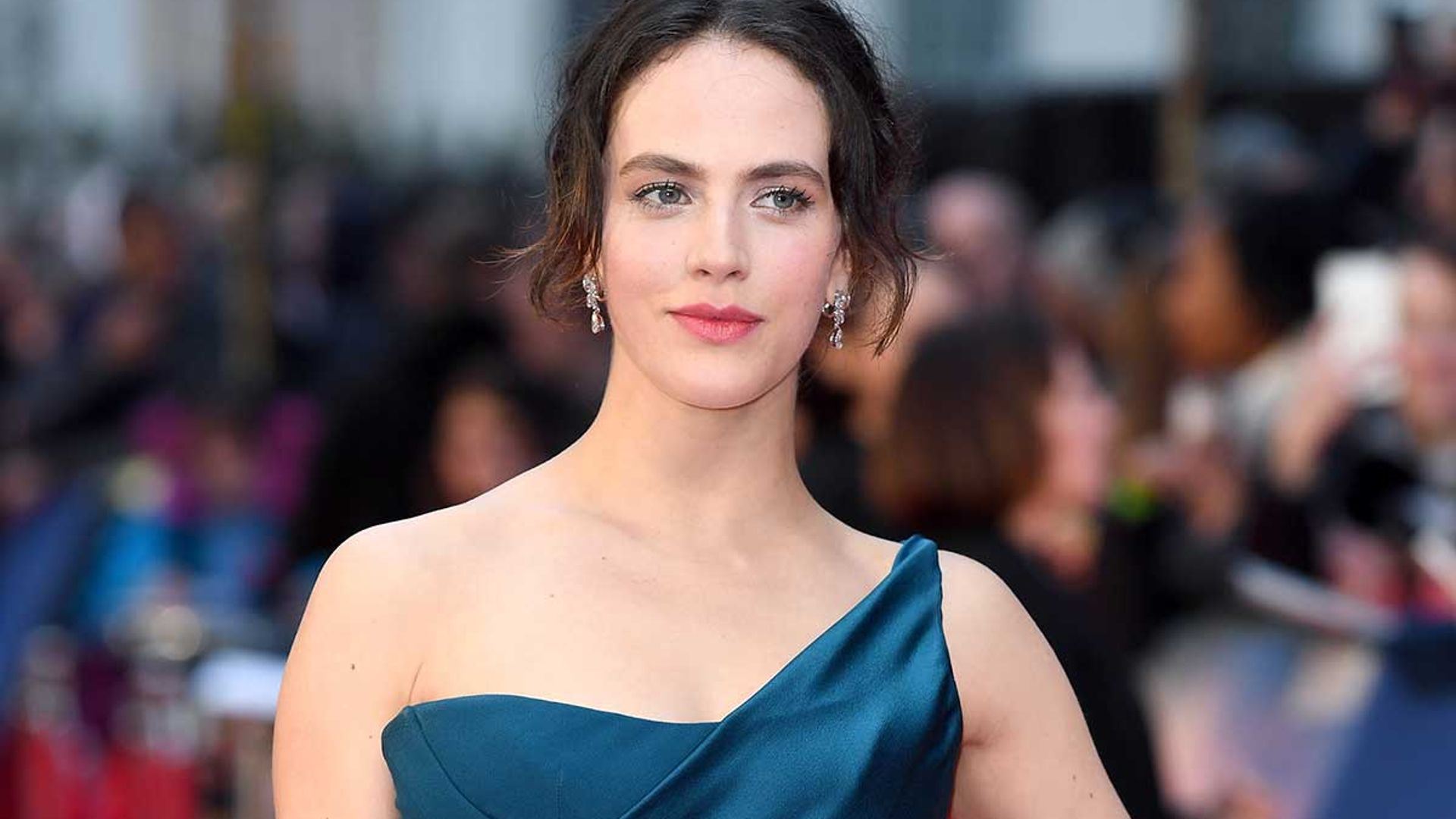 Downton Abbey Star Jessica Brown Findlay Unveils Decadent Cake After Shock Wedding Hello