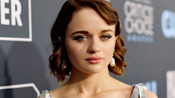 Joey King's $30k engagement ring is one of the most unique rocks we've ...