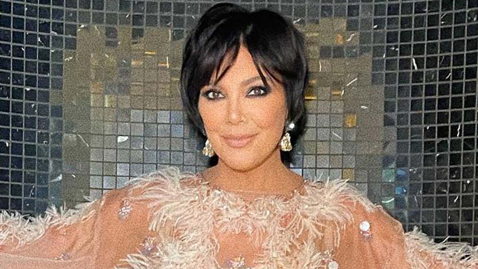 Kylie Jenner's video of mom Kris at Kourtney Kardashian's wedding sends