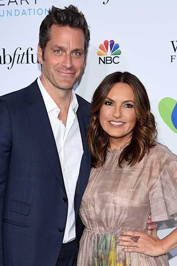 Law & Order: SVU's Mariska Hargitay wows in gorgeous throwback wedding ...