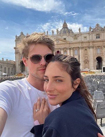 The engagement of James Taylor and Maeva Dasenio 