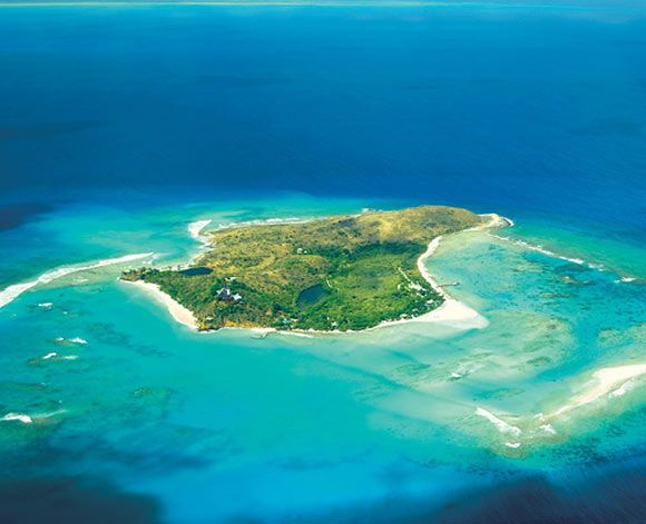 Richard Branson's daughter Holly marries Fred Andrews on Necker Island ...