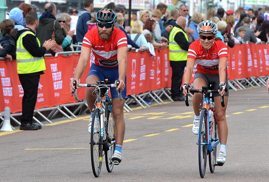 Pippa Middleton completes the 54-mile London to Brighton bike ride | HELLO!