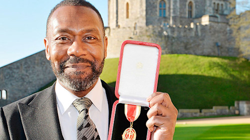 Lenny Henry's shocking new look sends Twitter wild