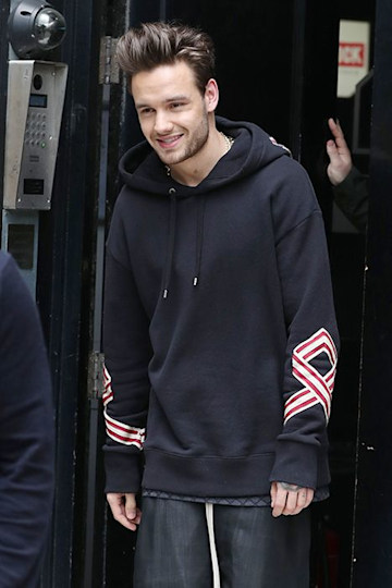 Liam Payne All Smiles With Fans After Baby Name Revealed Hello