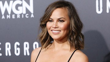 Chrissy Teigen live tweets watching Channel 4's Naked Attraction | HELLO!