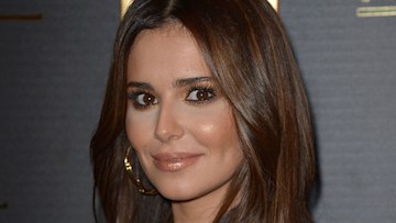 Watch Cheryl model at the L’Oreal Paris catwalk show for Paris Fashion